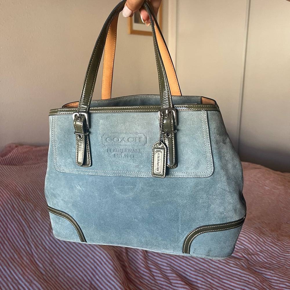 ❌SOLD❌ Coach Early 2000s Hampton Carryall Tote bag light blue suede y2k